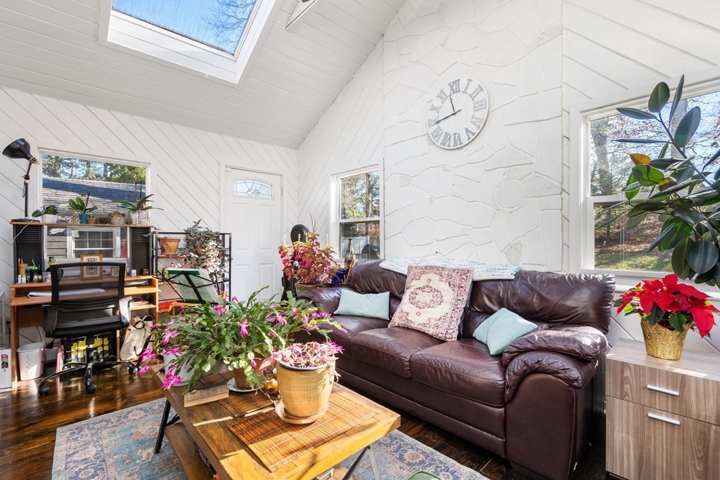 555 Randolph Street Canton, MA 02021 - Photo 11 of 30 Gallery Image 11
