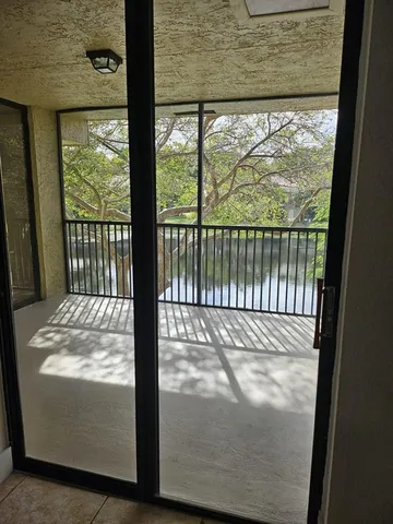 $2,100 | 2472 Northwest 49th Terrace, Unit 780, Pompano Beach, FL 33063