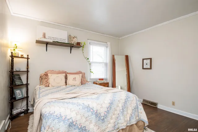 $130,000 | 2011 West Richwoods Boulevard, Peoria, IL 61604