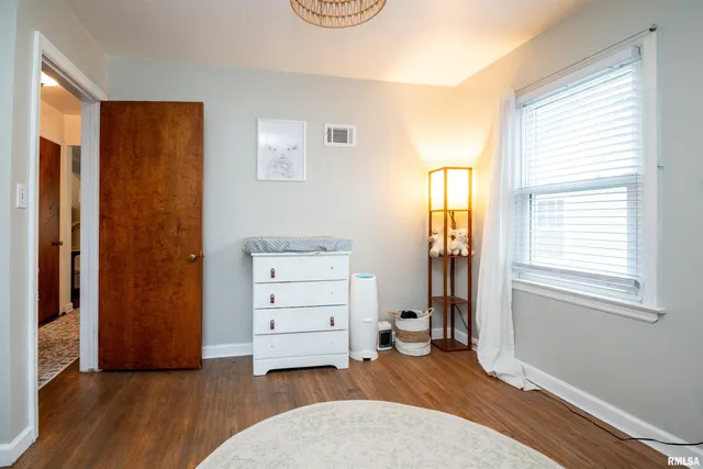 $130,000 | 2011 West Richwoods Boulevard, Peoria, IL 61604