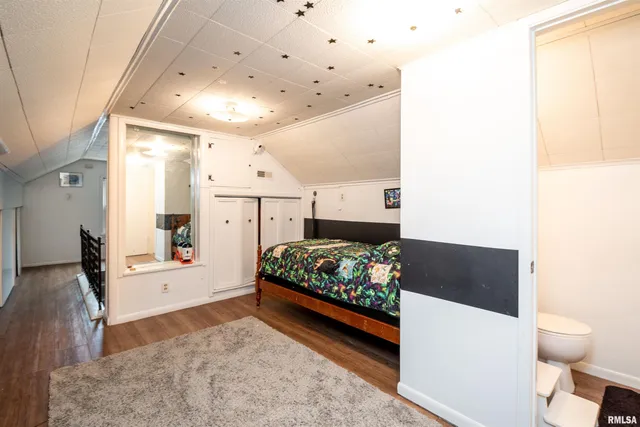 $130,000 | 2011 West Richwoods Boulevard, Peoria, IL 61604