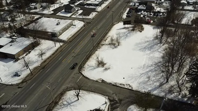 $415,000 | 2220 Central Avenue, Colonie, NY 12304