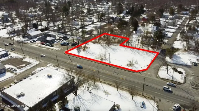 $415,000 | 2220 Central Avenue, Colonie, NY 12304