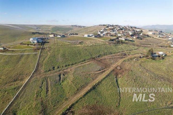 2662 South Slope Lane Clarkston, WA 99403 - Photo 17 of 18 Aerial view of property and surrounding area with rural landscape