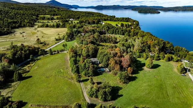 $1,200,000 | 81 Top Deck Lane, Newport Town, VT 05857