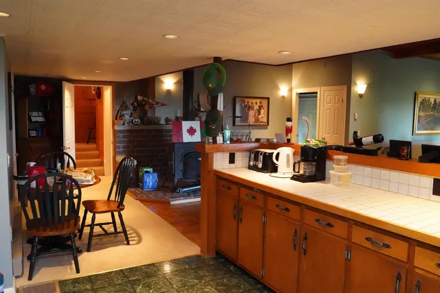 $1,200,000 | 81 Top Deck Lane, Newport Town, VT 05857