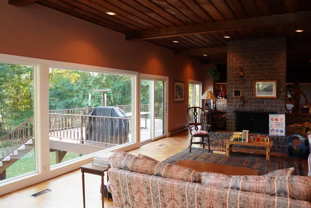 $1,200,000 | 81 Top Deck Lane, Newport Town, VT 05857