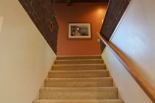 $1,200,000 | 81 Top Deck Lane, Newport Town, VT 05857