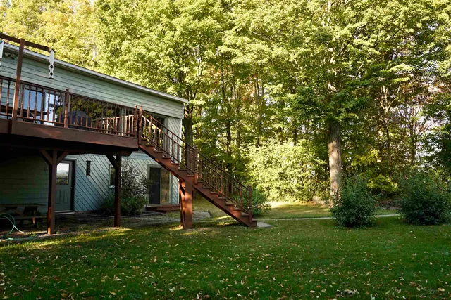 $1,200,000 | 81 Top Deck Lane, Newport Town, VT 05857