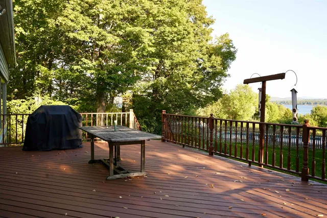 $1,200,000 | 81 Top Deck Lane, Newport Town, VT 05857