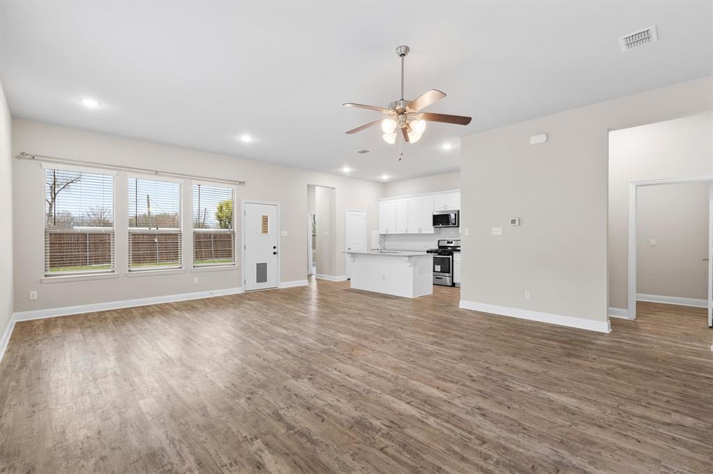 576 Spruce Trail Forney, TX 75126 - Photo 4 of 39 Living room & dining room area