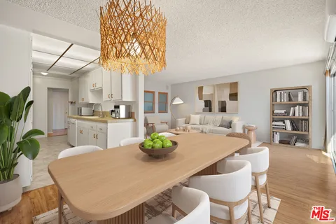 $589,500 | 5950 Buckingham Parkway, Unit 610, Culver City, CA 90230