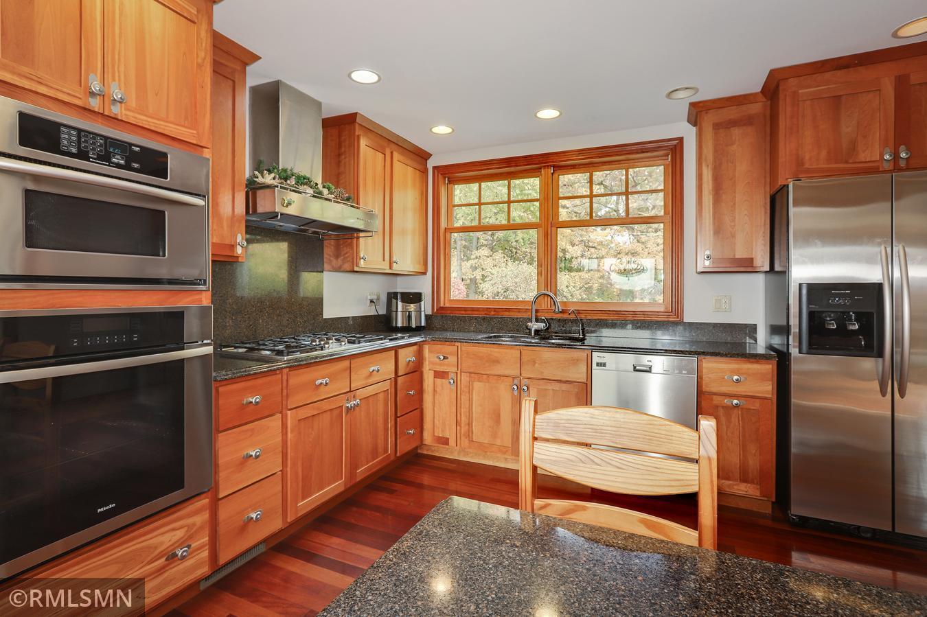 1330 Goose Lake Road Gem Lake, MN 55110 - Photo 24 of 35 Gallery Image 24