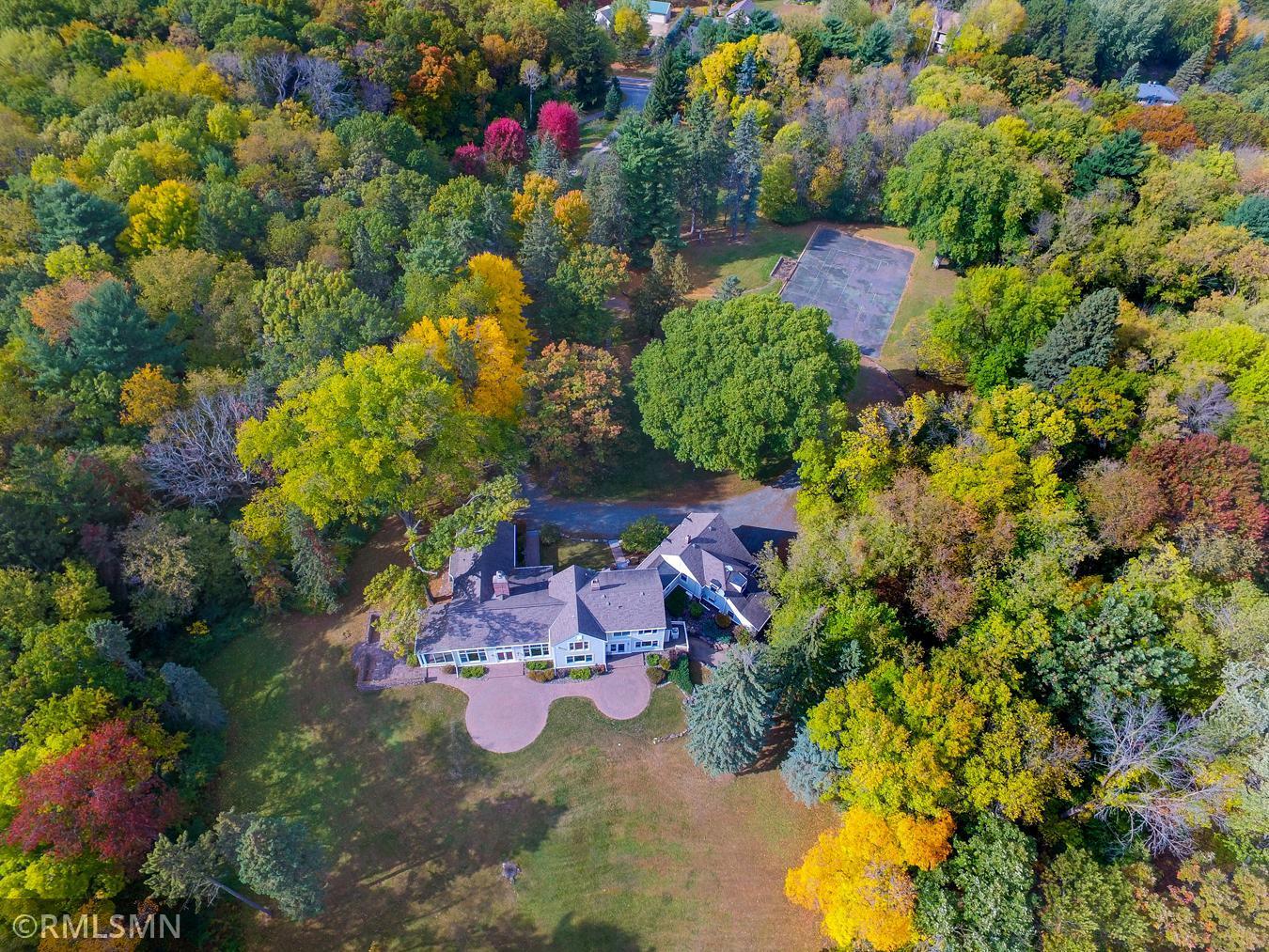 1330 Goose Lake Road Gem Lake, MN 55110 - Photo 7 of 35 Gallery Image 7