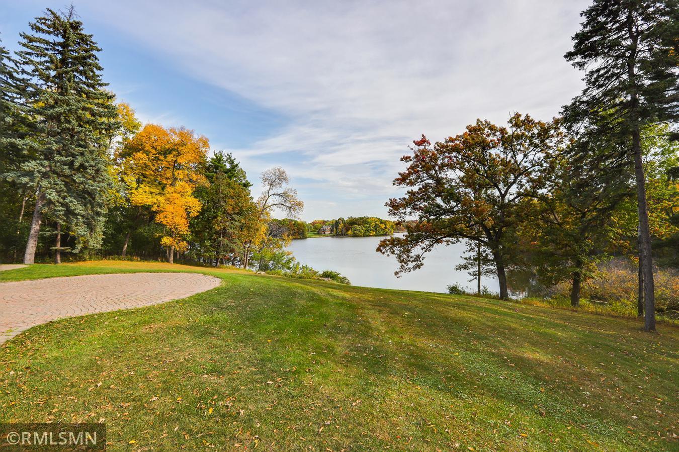 1330 Goose Lake Road Gem Lake, MN 55110 - Photo 10 of 35 Gallery Image 10