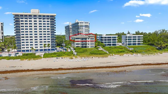 a view of a multi story building