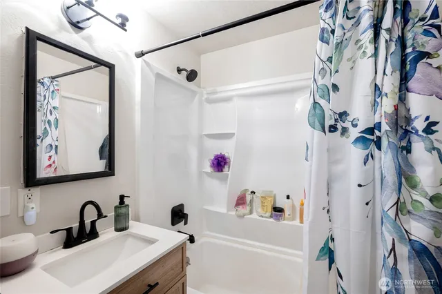 $1,900,000 | 19207 60th Avenue West, Lynnwood, WA 98036