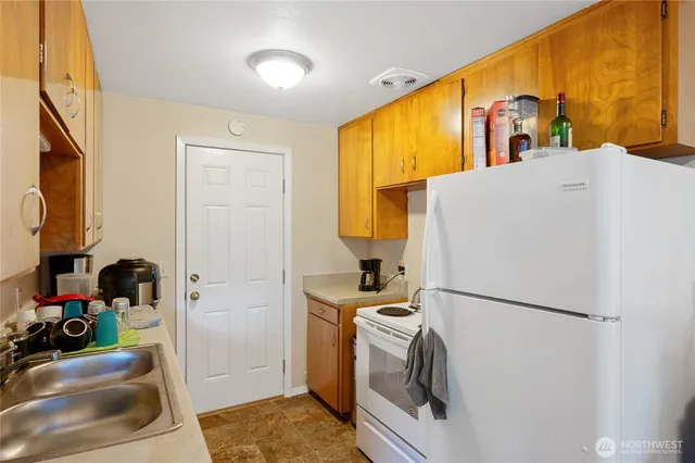 $1,900,000 | 19207 60th Avenue West, Lynnwood, WA 98036