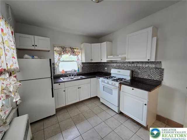 $165,000 | 115 North Penn Street, Allentown, PA 18102