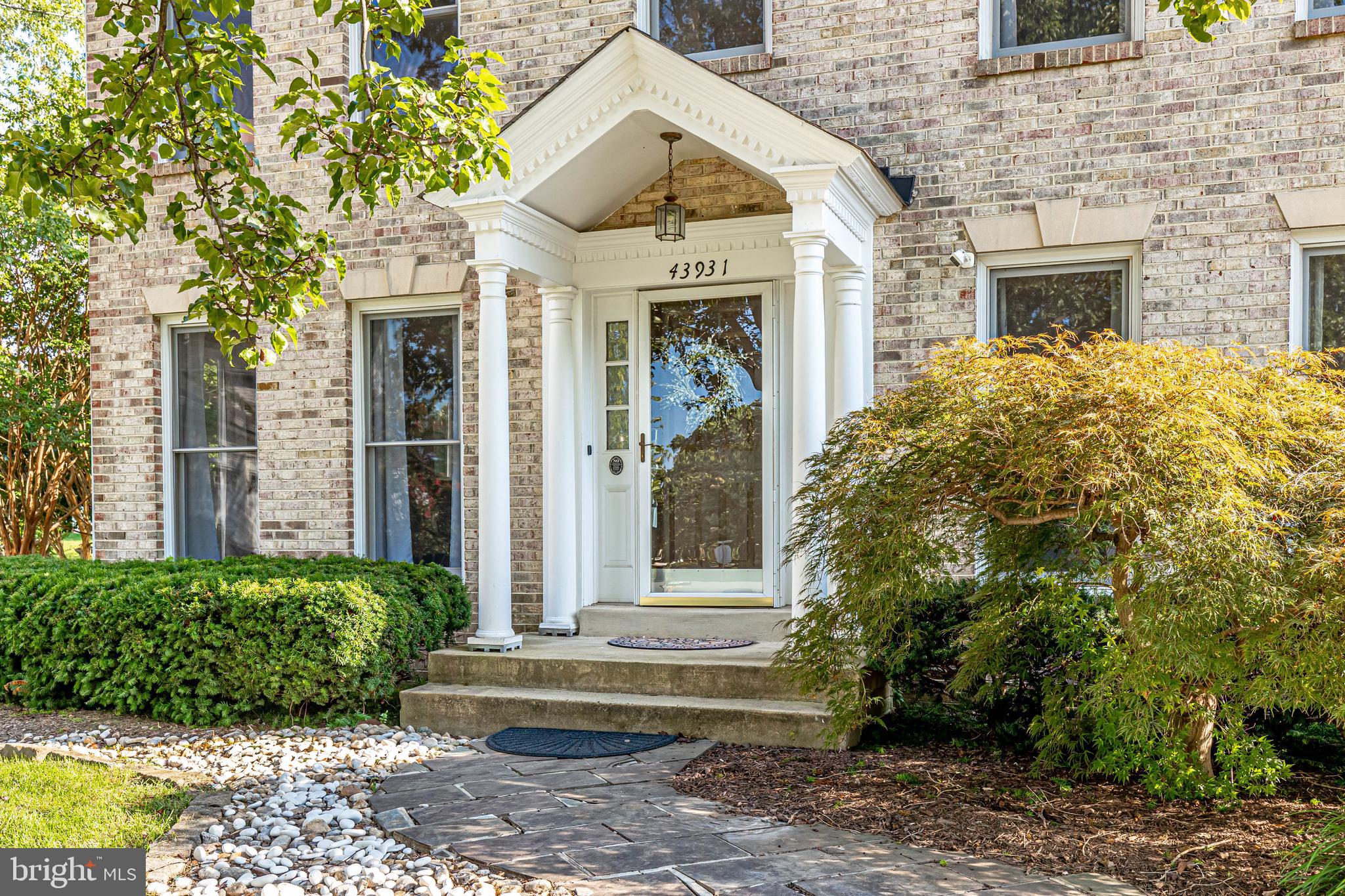 43931 Glenhazel Drive Ashburn, VA 20147 - Photo 4 of 97
