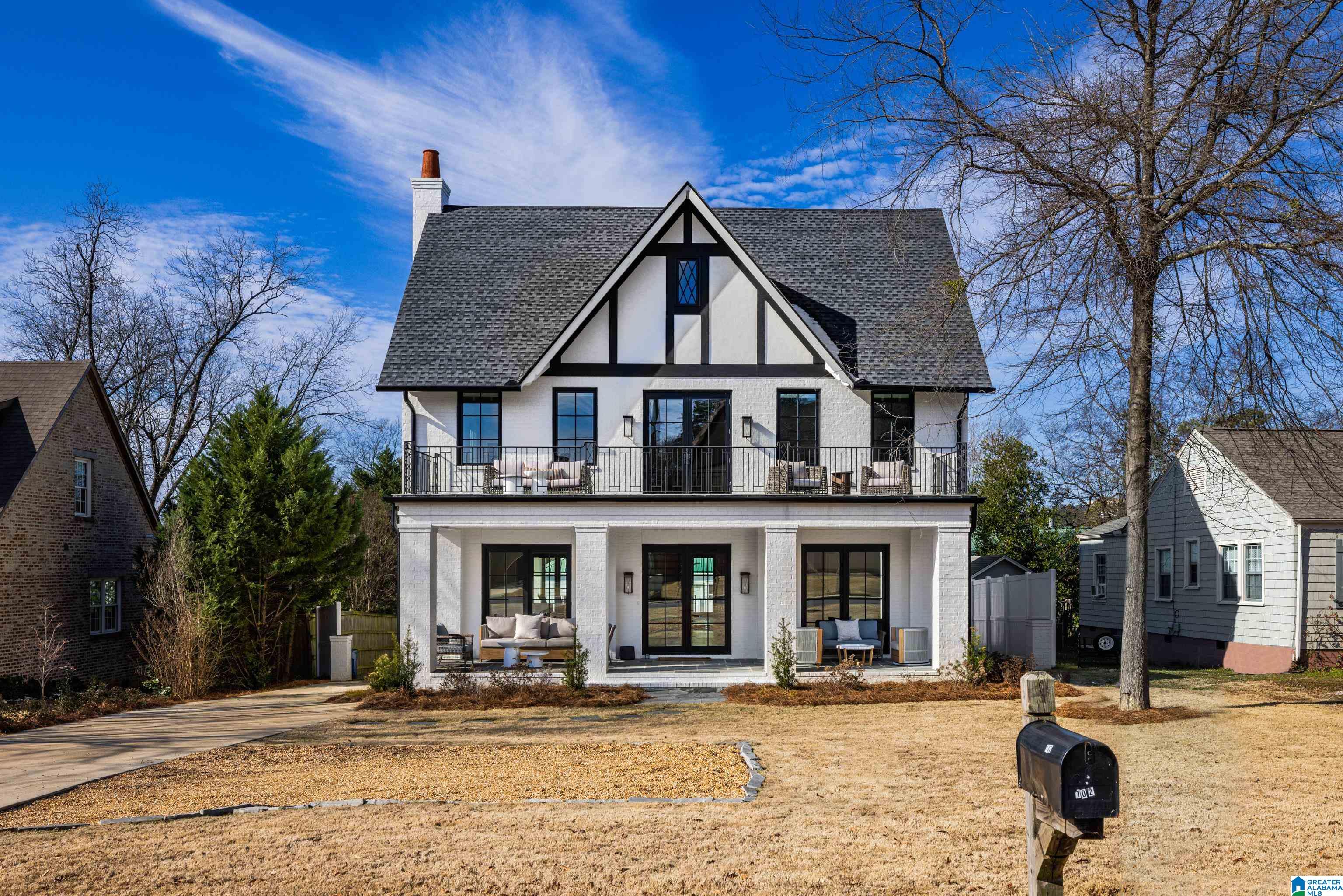102 Ridge Road Birmingham, AL 35209 - Photo 4 of 78