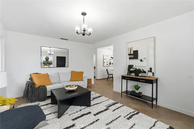 $349,000 | 1601 Sonora Street, Madera, CA 93638