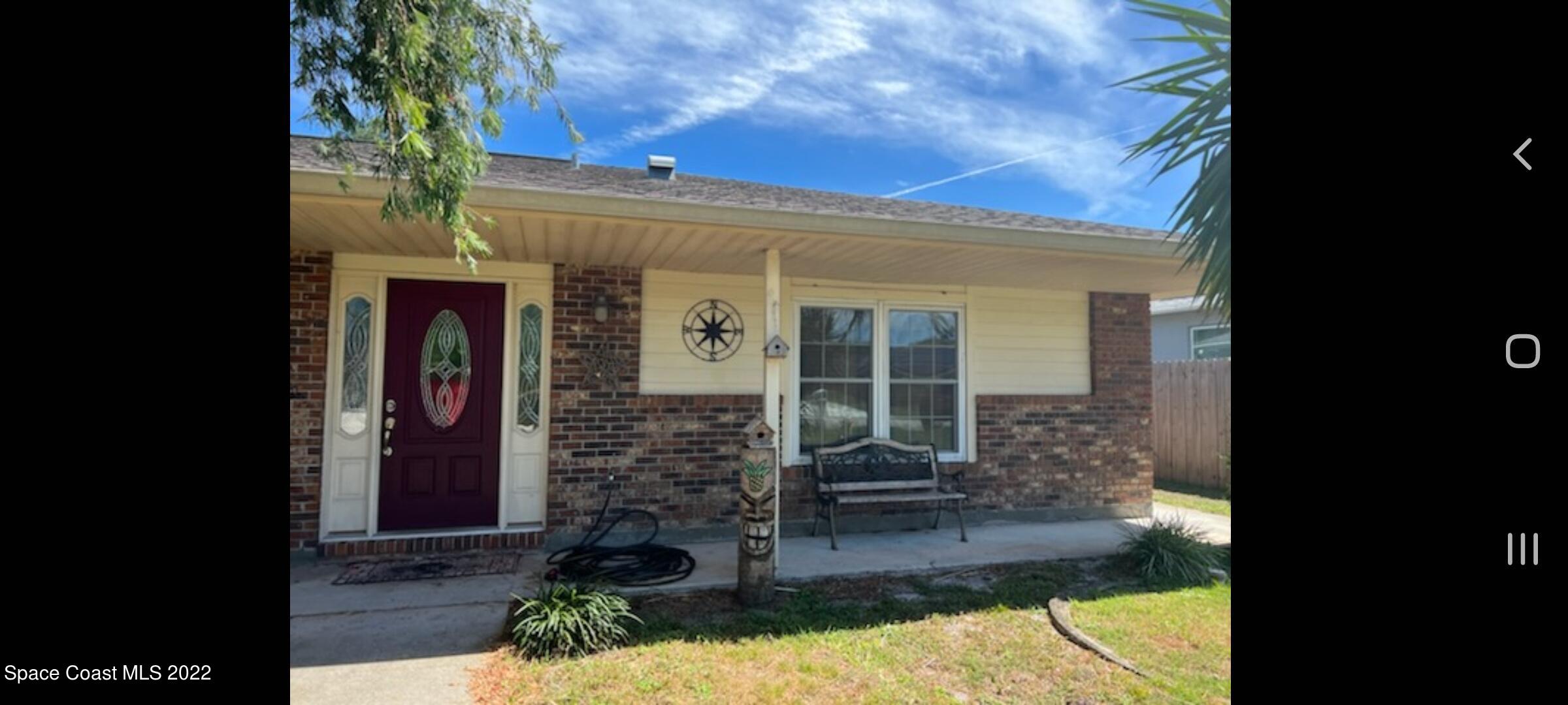 974 Castile Road Southeast Palm Bay, FL 32909 - Photo 2 of 22 Screenshot_20220530-170908_Messages