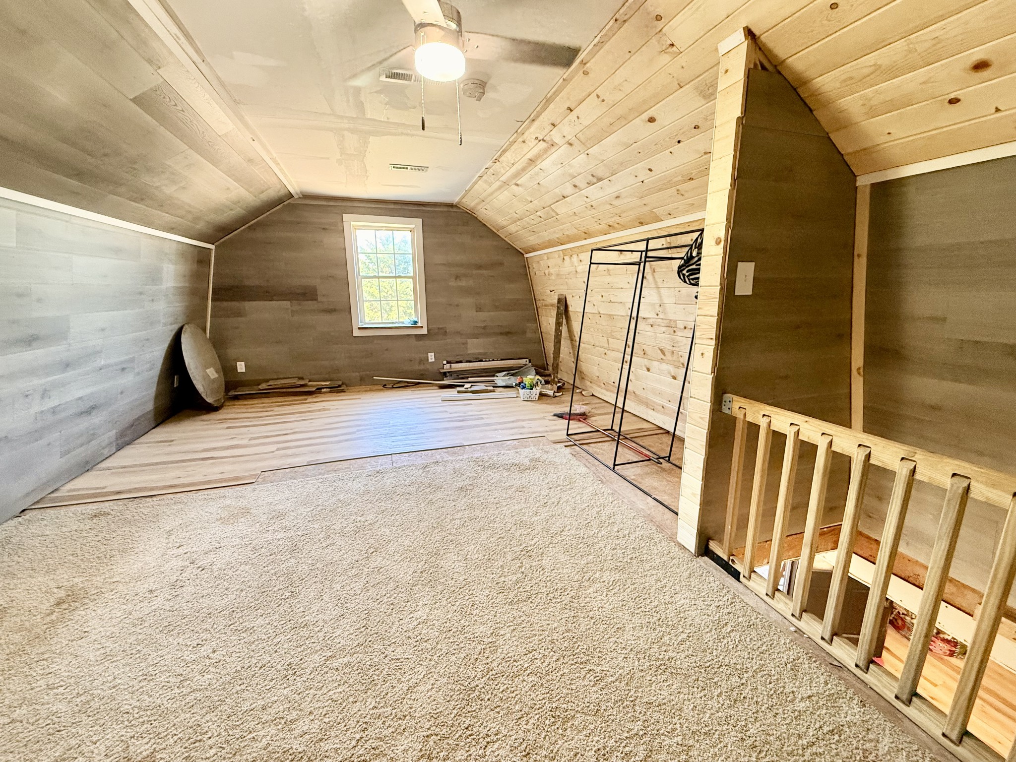 374 State Line Road Loretto, TN 38469 - Photo 17 of 24 a view of an empty room