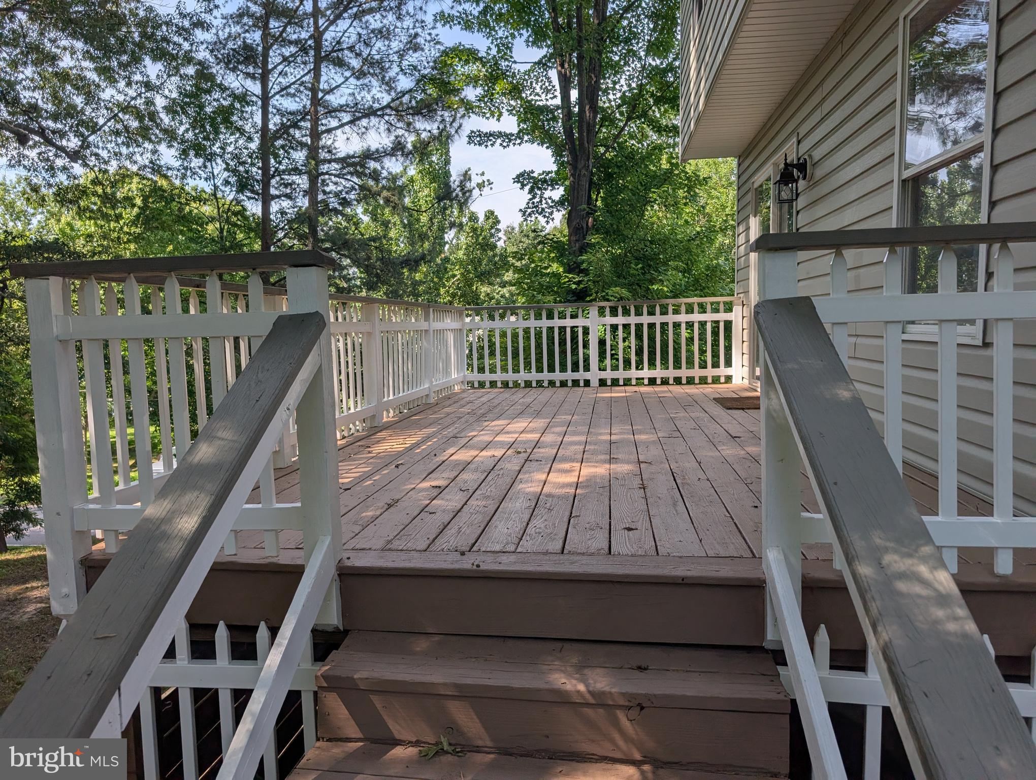 607 Overhill Drive Edgewater, MD 21037 - Photo 24 of 27 Rear Deck