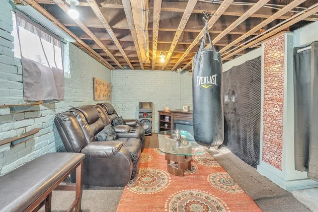 $315,000 | 32 Clifford Street, Springfield, MA 01109