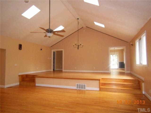 5701 Castlebrook Drive Raleigh, NC 27604 - Photo 2 of 25 Dining Room