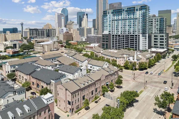 a picture of city view
