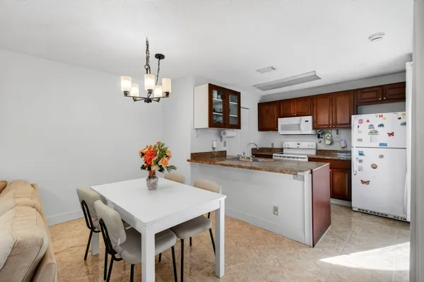 $3,200 | 22380 Pineapple Walk Drive, Boca Raton, FL 33433
