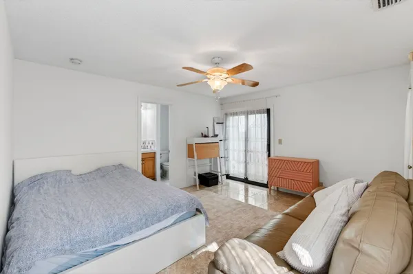 $3,200 | 22380 Pineapple Walk Drive, Boca Raton, FL 33433