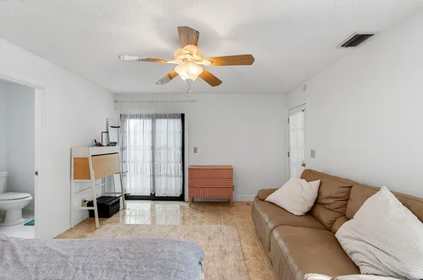 $3,200 | 22380 Pineapple Walk Drive, Boca Raton, FL 33433
