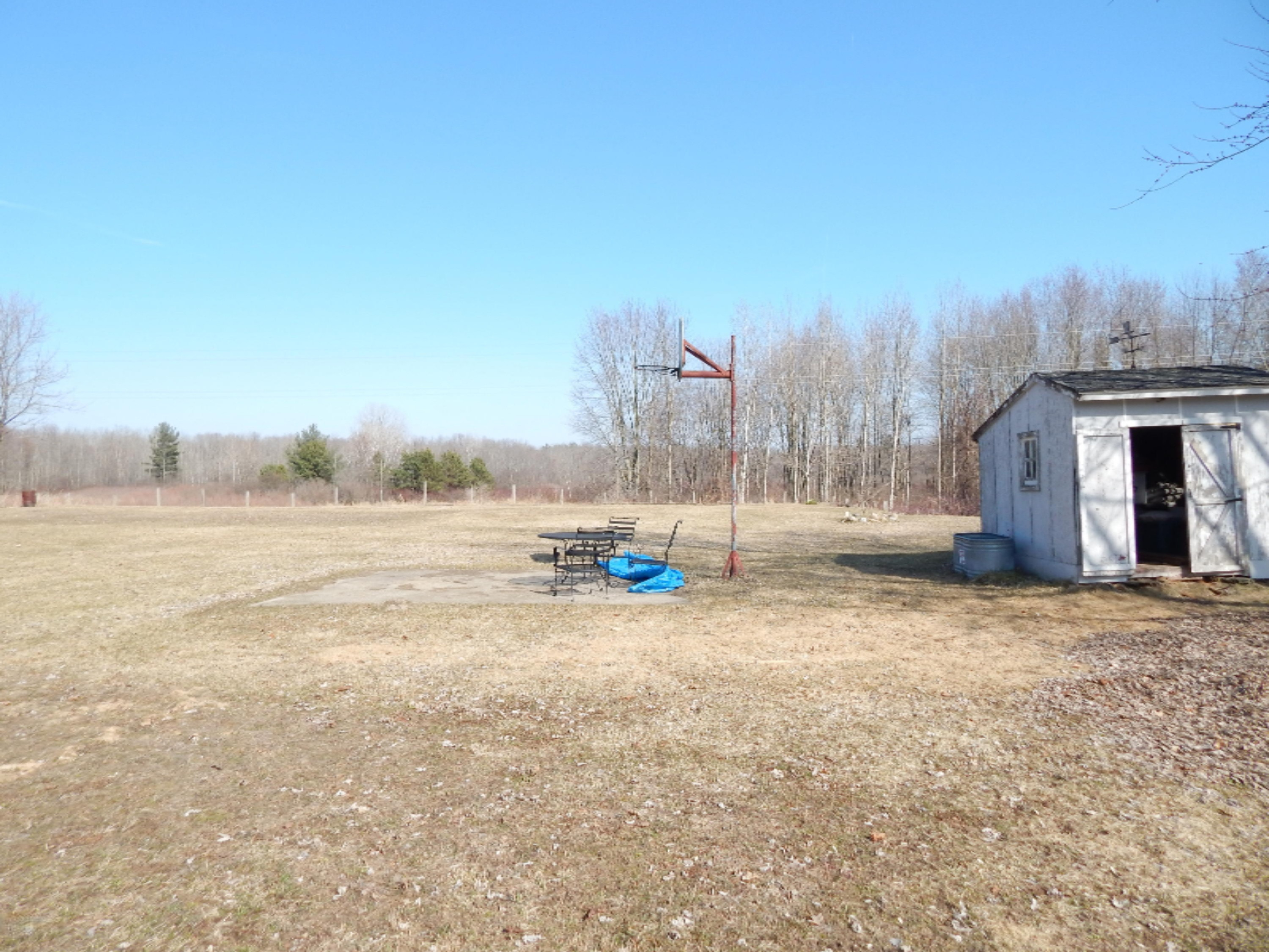 94 River Road Sparta, MI 49345 - Photo 15 of 18 DSCN0888.JPG
