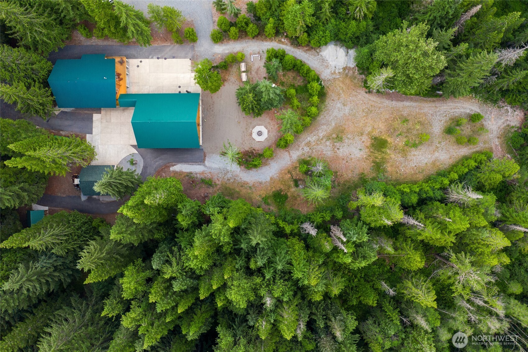 4422 Kachess Lake Road Easton, WA 98925 - Photo 31 of 36 an aerial view of a house with a yard and lake view