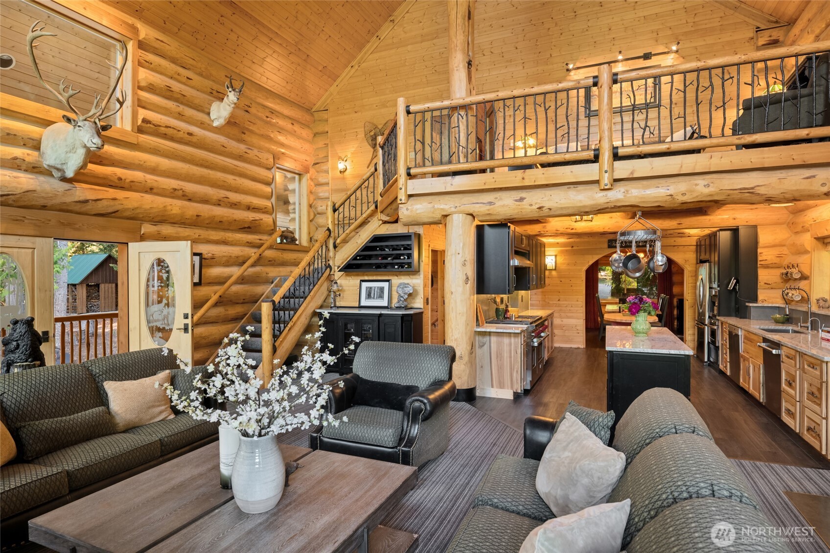 4422 Kachess Lake Road Easton, WA 98925 - Photo 9 of 36 a living room with furniture