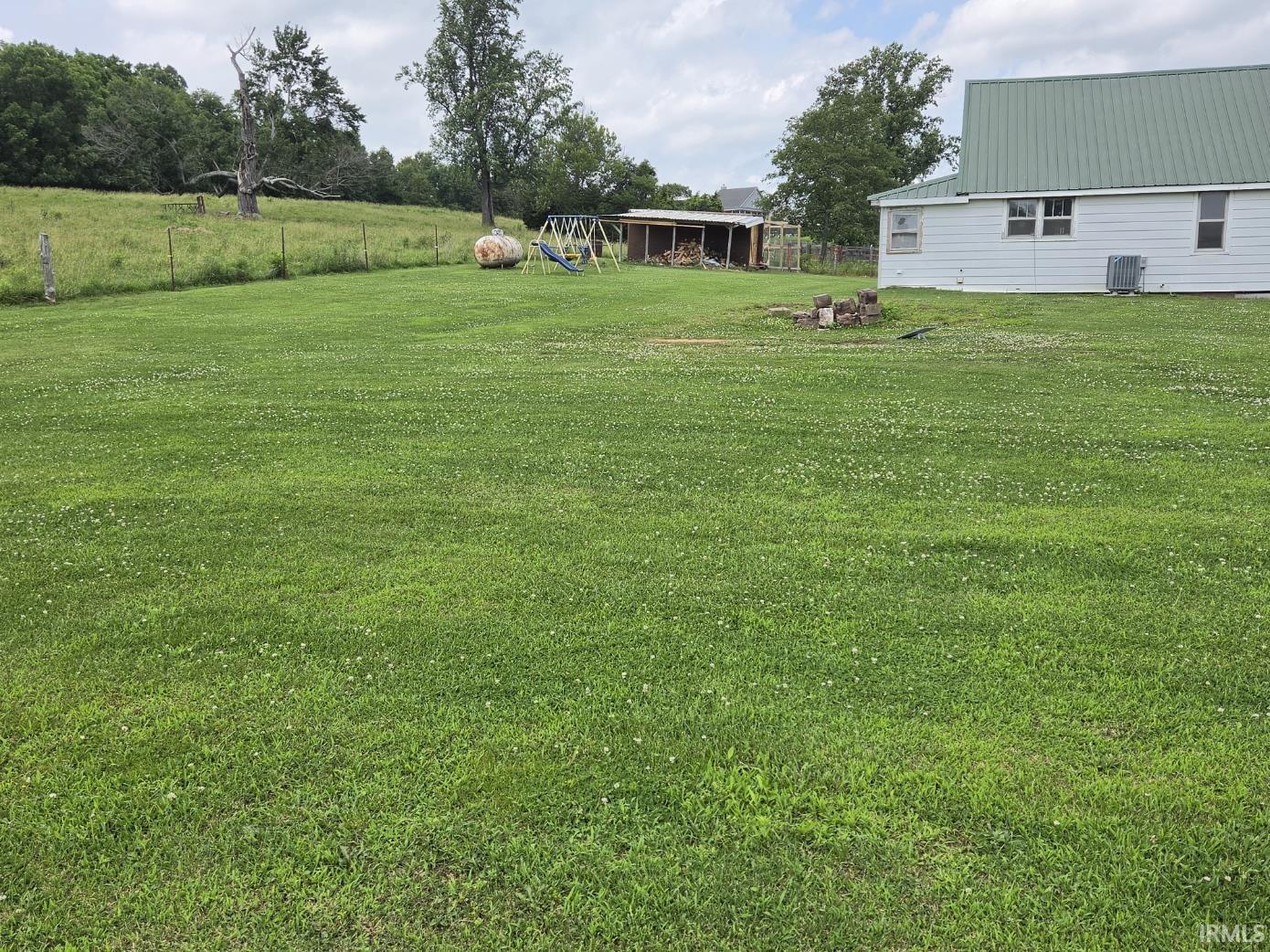 845 North Crowe Road Bloomfield, IN 47424 - Photo 14 of 17