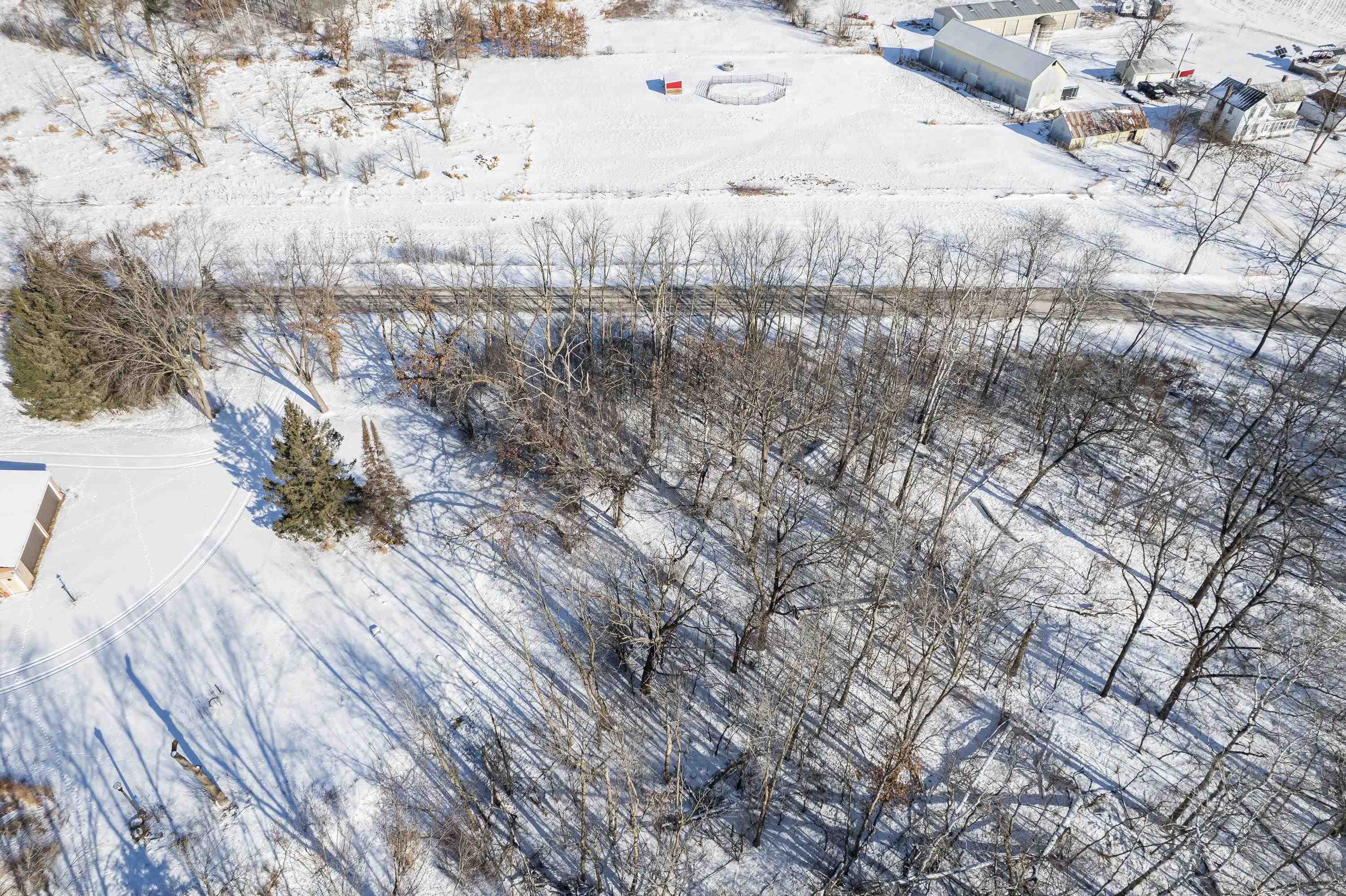 704 D Fall River-Columbus Road Columbus, WI 53925 - Photo 7 of 12