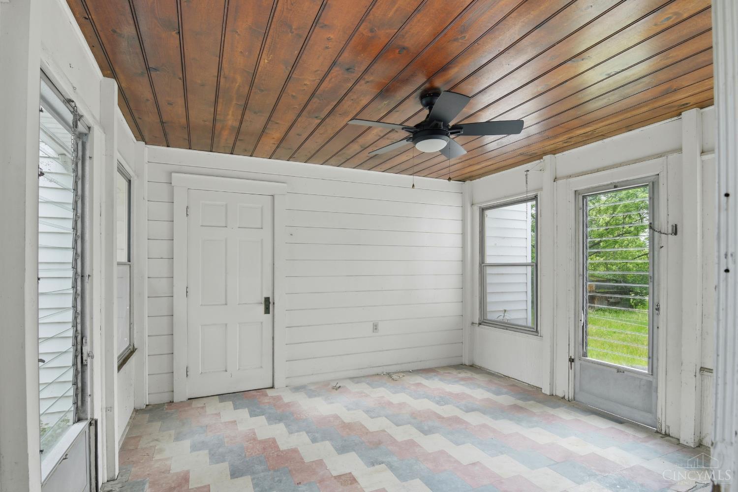 3731 Merwin 10 Mile Road Cincinnati, OH 45245 - Photo 24 of 49