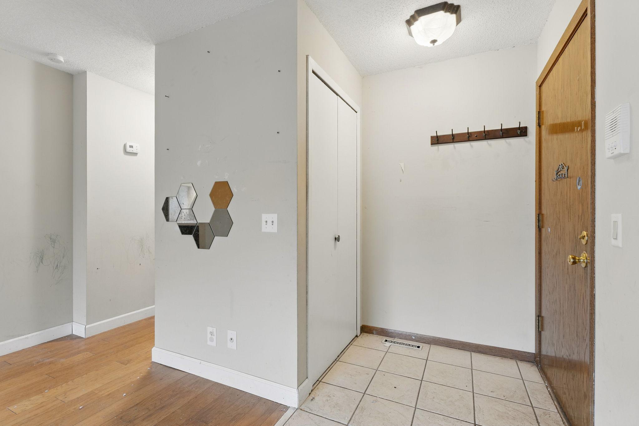 178 Galtier Place Shoreview, MN 55126 - Photo 3 of 20