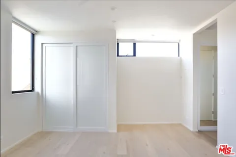 $12,000 | 1033 1/2 Grant Street, Santa Monica, CA 90405