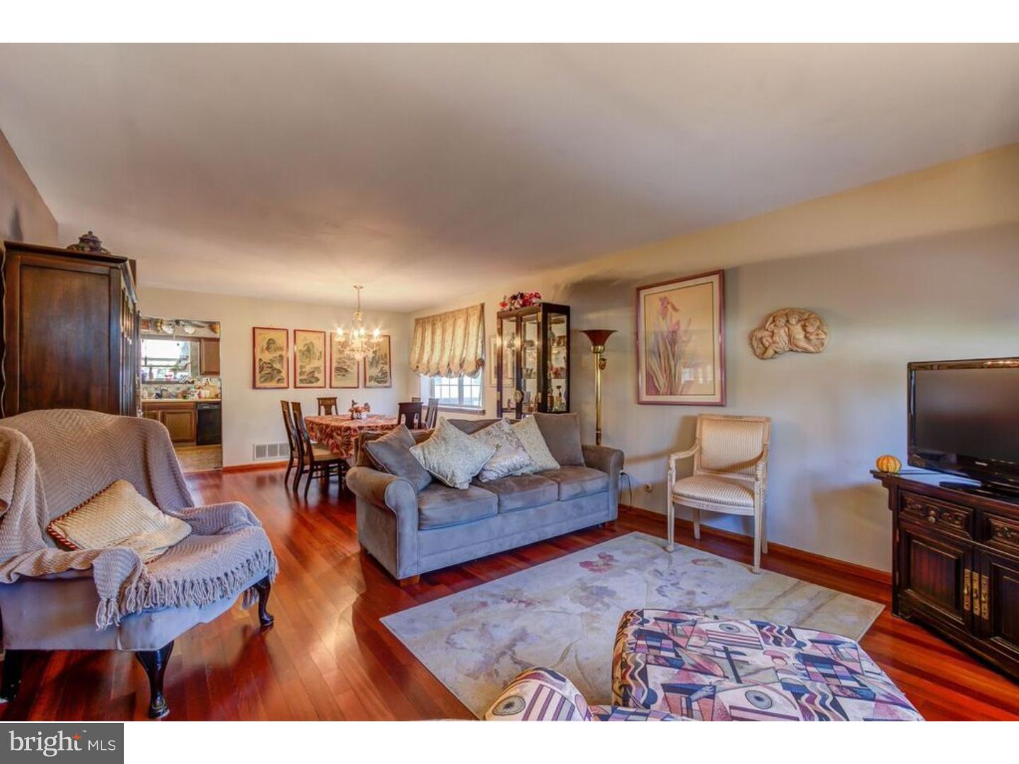 628 Rively Avenue Collingdale, PA 19023 - Photo 4 of 20 Gallery Image 4