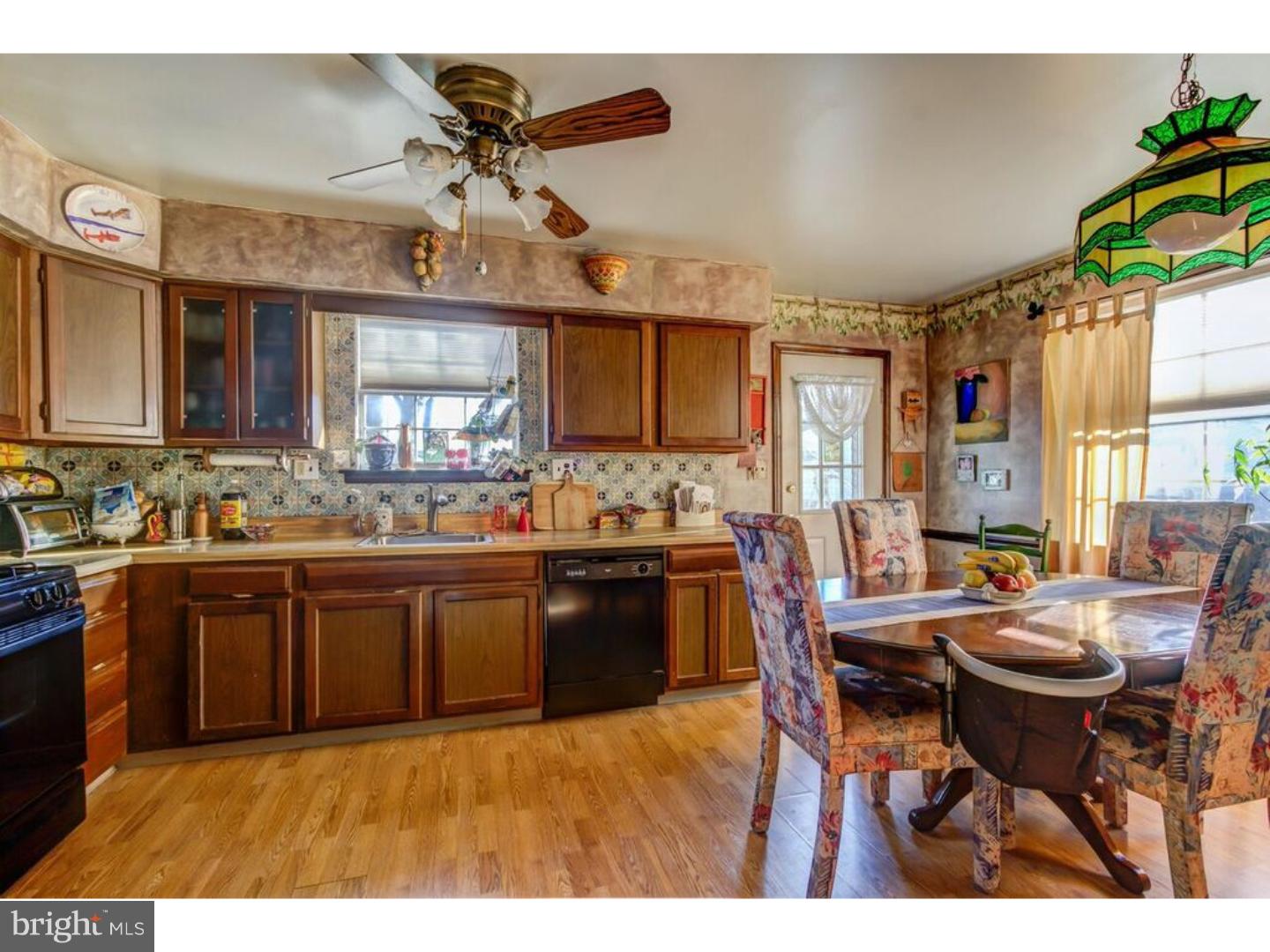 628 Rively Avenue Collingdale, PA 19023 - Photo 9 of 20 Gallery Image 9