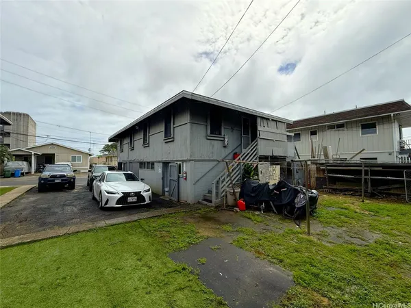 $3,800,000 | 946 Winant Street, Honolulu, HI 96817