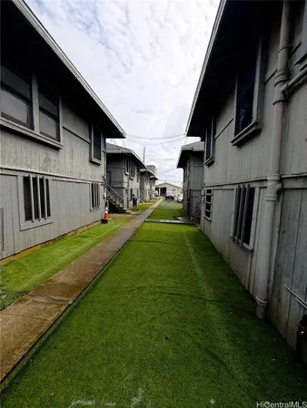 $3,800,000 | 946 Winant Street, Honolulu, HI 96817
