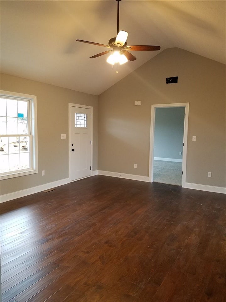 4715 Girkin Road Bowling Green, KY 42101 - Photo 5 of 13 Gallery Image 5
