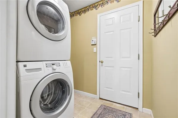 $550,000 | 6855 Stephanie Court, Delmont, PA 15626