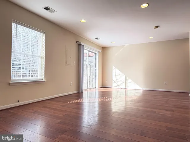 $2,500 | 9080 Brewer Creek Place, Manassas, VA 20109